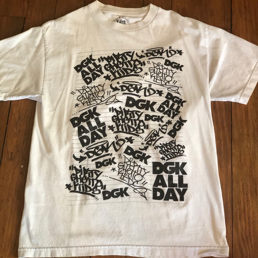🔴 Dgk scattered font graphic t shirt